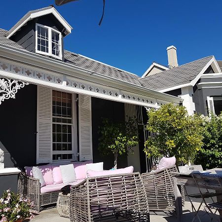 ケープタウン Gilmour Hill Bed & Breakfast エクステリア 写真